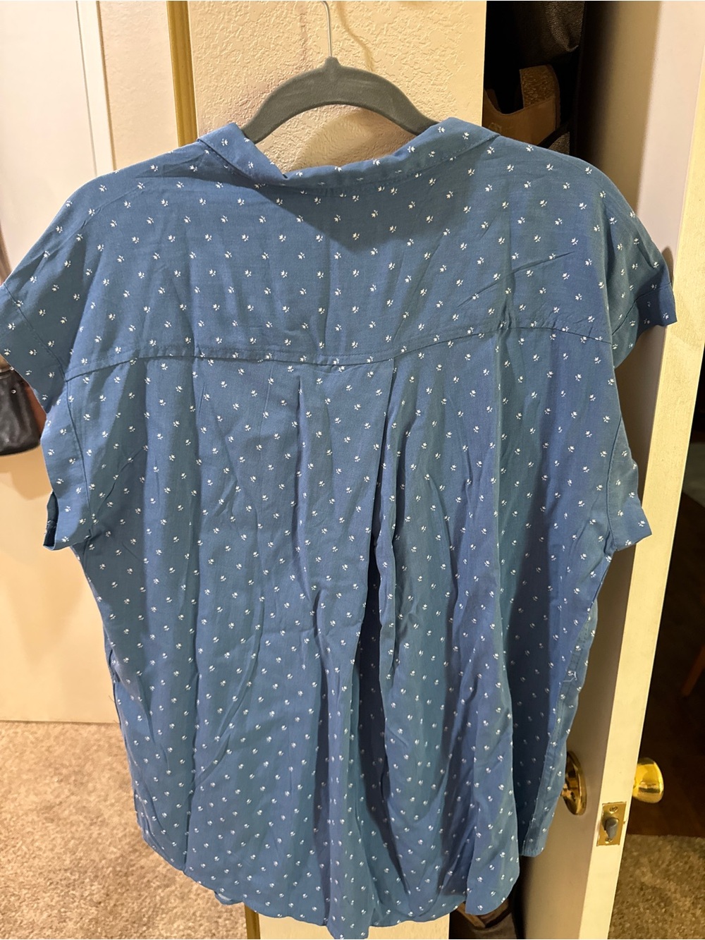 Blue Button-Down Women’s Short Sleeve Blouse with Subtle Print - Picture 3 of 3